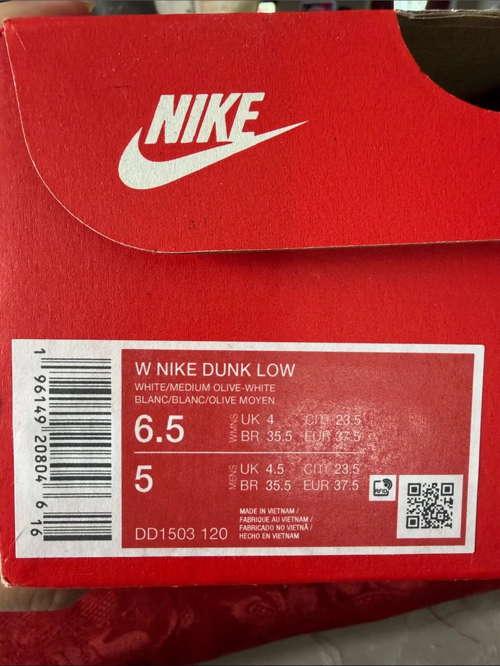 Nike low top